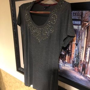 Gray sequined embezzled short sleeve shirt